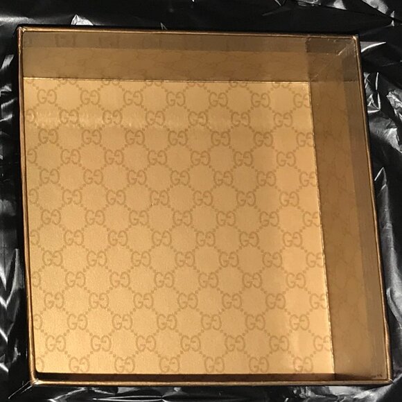 Gucci Gift Box with Gucci Logo Storage / Jewelry Pouch - 4.5 x 4.5 inch - Picture 13 of 15